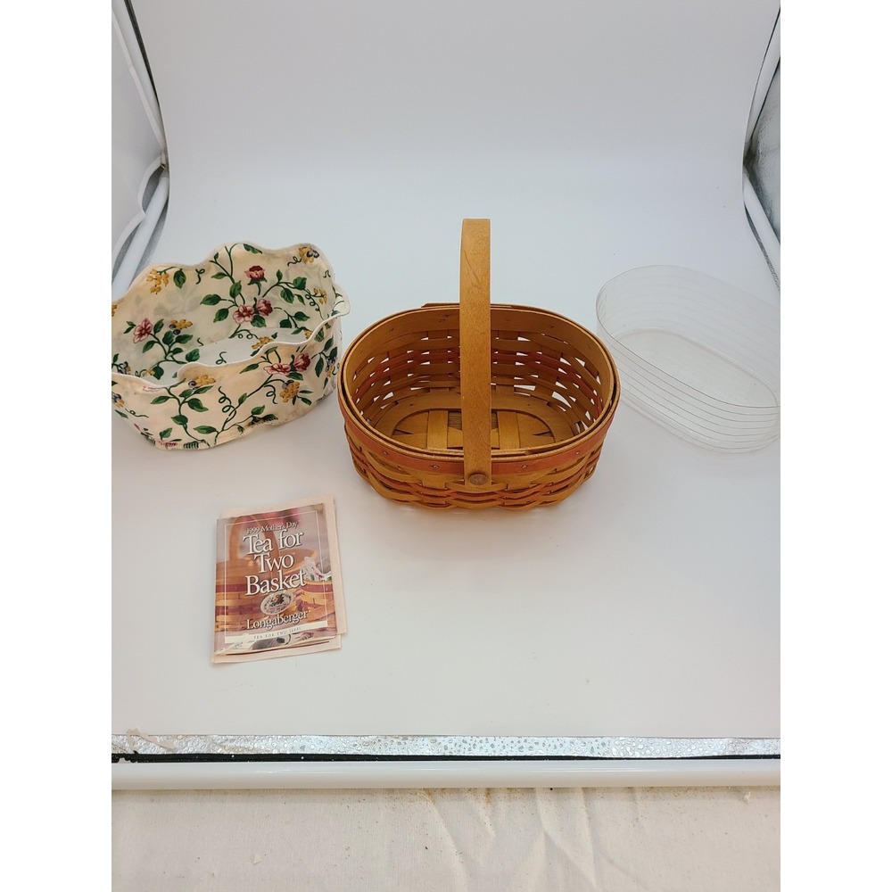 VTG 1999 Mothers Day Tea for Two Basket by Longaberger